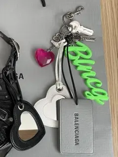 2025年最新】BALENCIAGA チャームの人気アイテム - メルカリ
