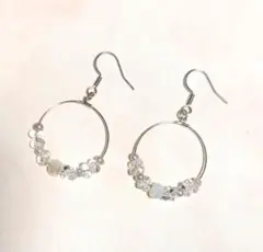 クリスタルガラスビーズ　フープピアス