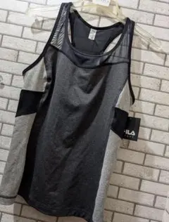 FILA ヨガタンクトップ グレー/ブラック新品未使用のサムネイル