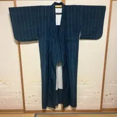 青系ストライプ着物？