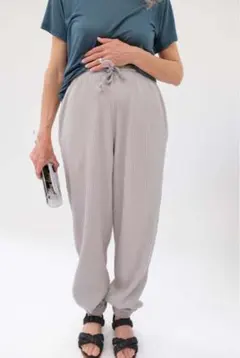 Item thumbnail for item 453b2f00-7341-4428-880a-19354093fe94