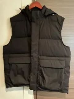 ダウンベスト
