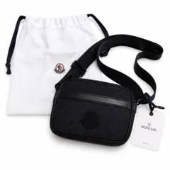 【新品未使用】MONCLER モンクレール ロゴ ショルダーバッグ ブラックのサムネイル