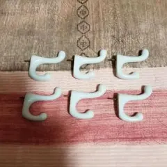 昭和レトロ　白磁陶器　壁掛けフック　陶器製　6個セット