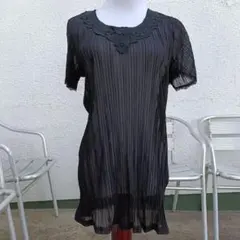 新品未使用　シフォン半袖シャツ 黒 レースネック M~Lサイズ