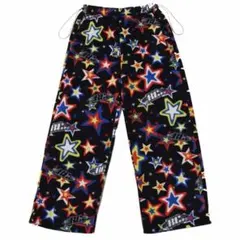 RE.仲里依紗　RE.✖️HELLO KITTY 総柄パンツ RE．ハローキティ総柄パンツ ブラック | アールイードット