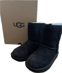 UGG キッズブーティー　クラシックⅡ ブラック　US１３サイズ　19.5cmのサムネイル