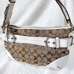 メルカリ祭期間限定】COACH コーシグネチャー柄 y2k ショルダーバッグ 