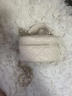 アイボリー キルティング ショルダーバッグ