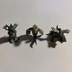 ドラゴンフィギュア 3体セット グレー系