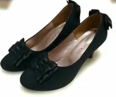 黒いリボン付きハイヒールパンプス　M