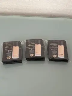 Too Faced Born This Way MatteFoundationのサムネイル