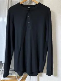 ユニクロ ヘンリーネック