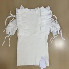 tocco closet フリル ニット ホワイト 半袖のサムネイル