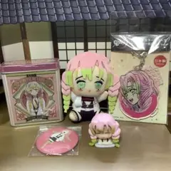 鬼滅の刃　甘露寺蜜璃　くっつきぬいぐるみバッジ　おねむたん　他　まとめ売り　5点