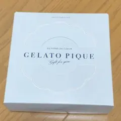 新品未使用　ハンカチ&ハンドクリーム　ギフトセット