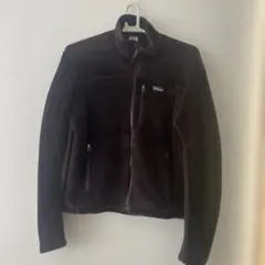 Patagonia メンズ R4ダークパープル 日本サイズLかXL。USサイズM