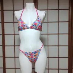 ブラジリアン　ビキニ　新品　日本サイズМサイズ相当　ハイカット　花柄