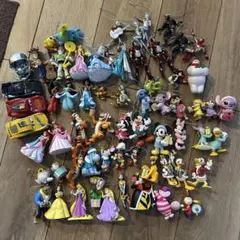 Disney クリスマス　オーナメント　６５個