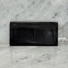 PRADA プラダ 長財布 本革 レザー ブラック 黒 シンプル