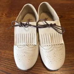 フリンジ付きホワイトローファー 24.5cm