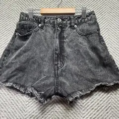 ダークグレー フリンジ裾 ハーフパンツ