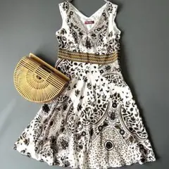MaxMara STUDIO シルクペイズリーバンダナ柄ミディ丈ワンピースのサムネイル