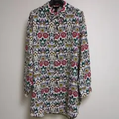 MELANGE ポップなオーバーサイズシャツ