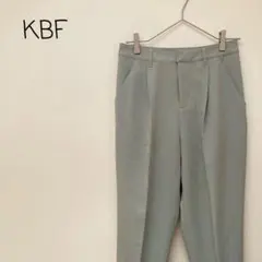 セール【美品】KBF スラックス テーパード きれいめ オフィスカジュアル 仕事