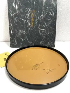 日展作家 漆芸 冨田立山（立山彫 沈銀松 10.0丸盆 ） 日展作家 漆芸 冨田立山（立山彫 沈銀松 10.0丸盆 ） - メルカリ