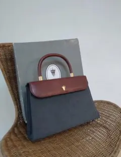 Item thumbnail for item 5cd5b804-3880-4311-bf01-843bc8d611d9