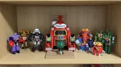 ロボットフィギュアセット 気に入っていただけたら、価格交渉可能です