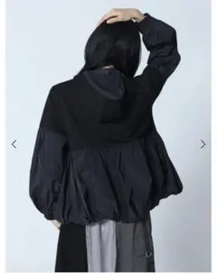 新品♦︎LASUD 黒　タックデザインジップパーカー