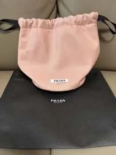 ◆新品未使用◆PRADAビューティー ノベルティ 巾着ポーチ ピンク　数量限定のサムネイル