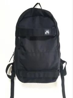 NIKE SB ブラックバックパック リュック　スケーボー収納