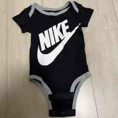 NIKE ロゴ入り ボディスーツ 黒