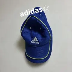 adidas キッズ メッシュ キャップ ブルー