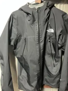 THE NORTH FACE マウンテンパーカーのサムネイル