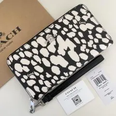COACH コーチ　ストラップ付き　長財布　ブラック　ホワイト　アニマル柄