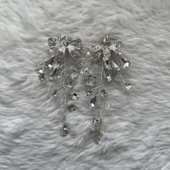 ピアス　シルバー　クリスタル