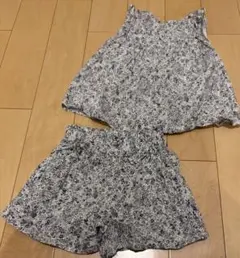 BeBe花柄 トップス &ショートパンツ (セットアップ)