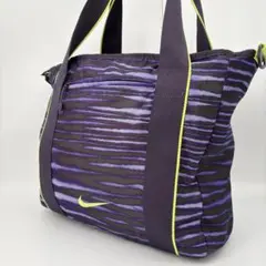 美品 ナイキ ボストンバッグ ストライプ パープル 紫ネオンカラー 軽量 肩掛けのサムネイル