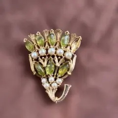 ヴィンテージ フラワーブローチ パール ペリドット　　5、5㌢