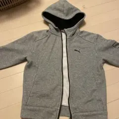 Puma グレー フルジップパーカー