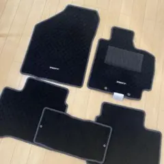 純正美品】Jeep コンパス M624 純正フロアマット - メルカリ