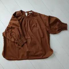 UNIQLO エクストラファインコットンギャザーブラウス