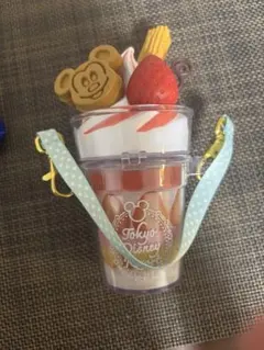 Tokyo Disney Resort スーベニアケース ストロベリーのサムネイル