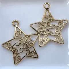 【ラスト】訳あり透かし星チャーム ゴールド系 ２個セット