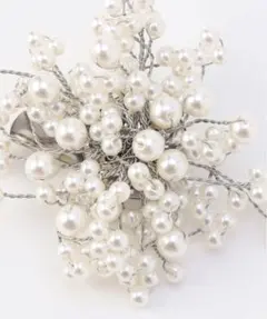 COMME CA ISM プラスチックパール　フラワーブローチ 宮城舞さん着用