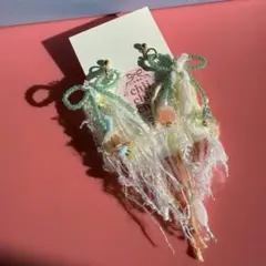 【ふわりぼん】〜ミント〜春色ふわふわちょうちょピアス　ハンドメイドピアス